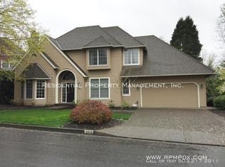 5616 Southwood Dr, Lake Oswego, OR 97035