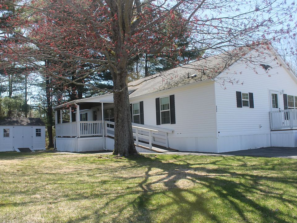 1st image of 242 Deerwood St