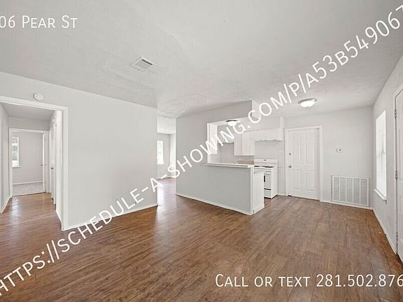 3rd image of 306 Pear St