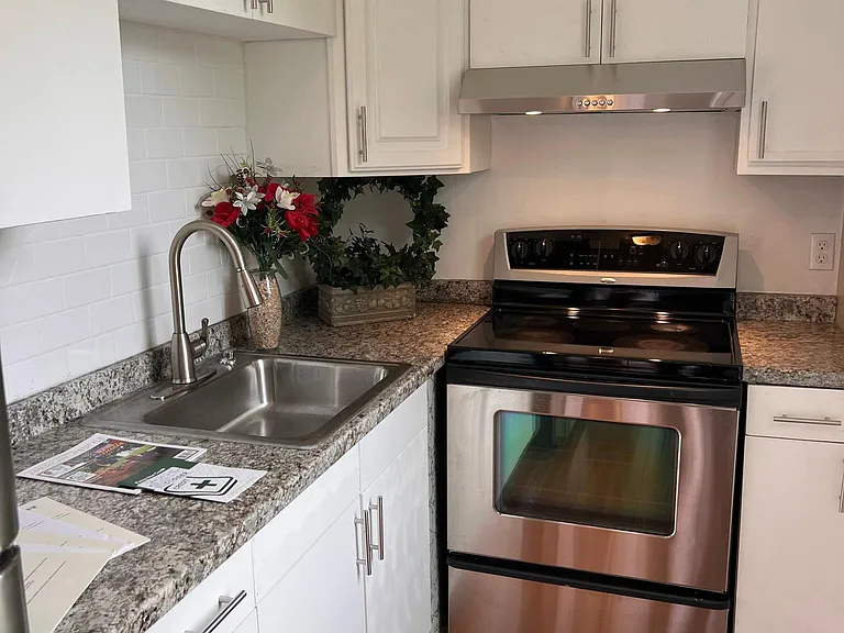 5906 Benton Heights Ave #2 — Photo 3