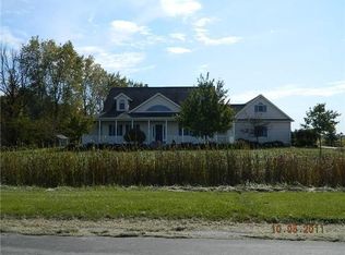 11515 Vasold Rd, Freeland, MI 48623