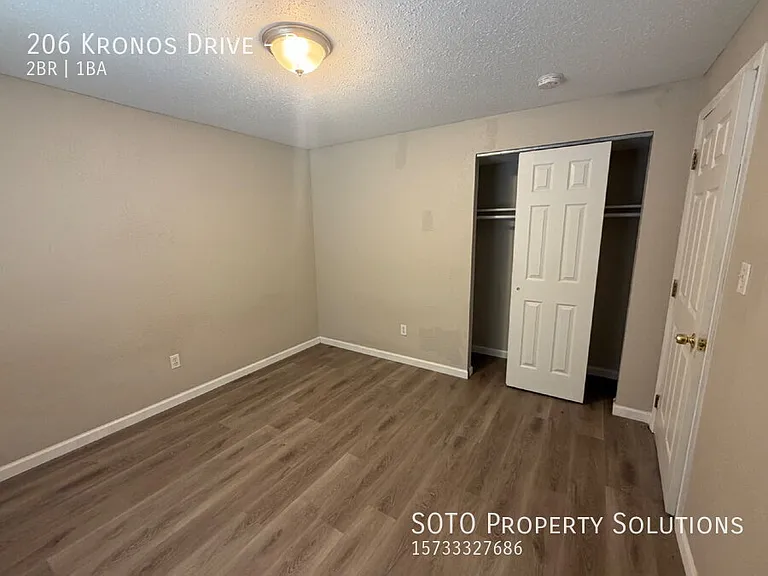 206 Kronos Dr #B — Photo 8