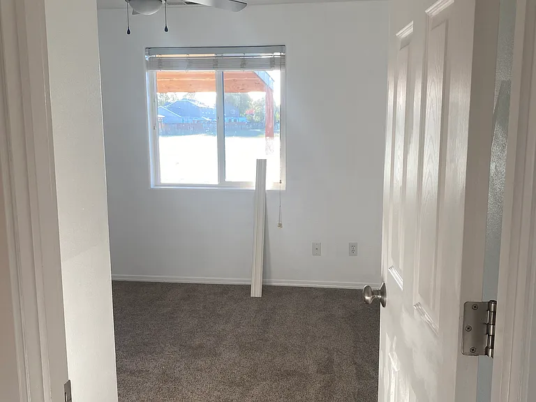 836 Fairmont Dr NE — Photo 27