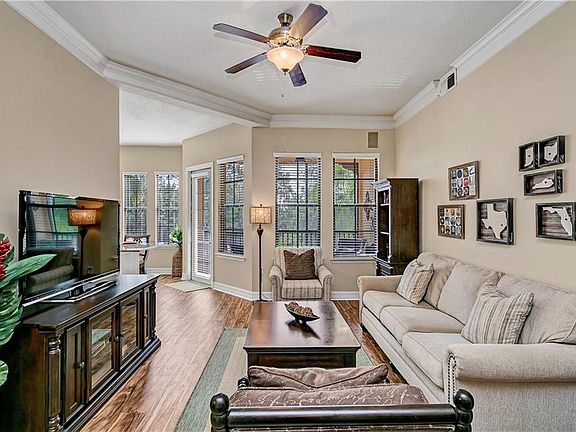 3rd image of 509 Mirasol Cir APT 304