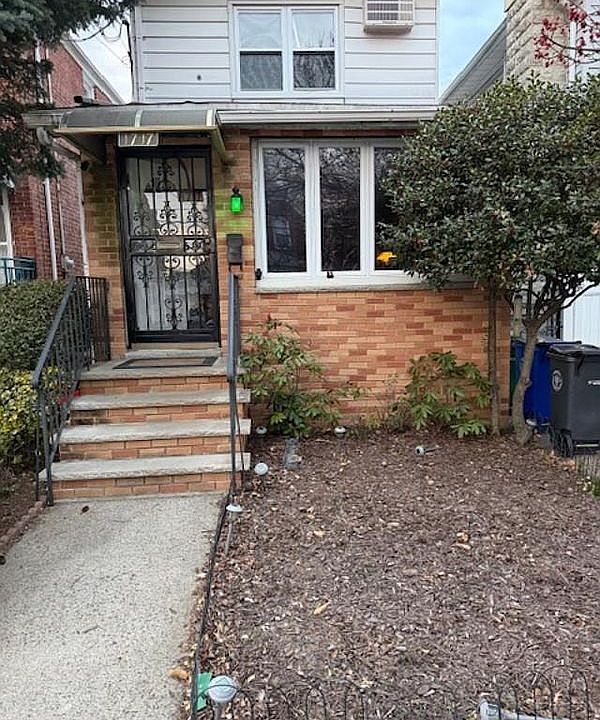1st image of 1717 Hendrickson St #1