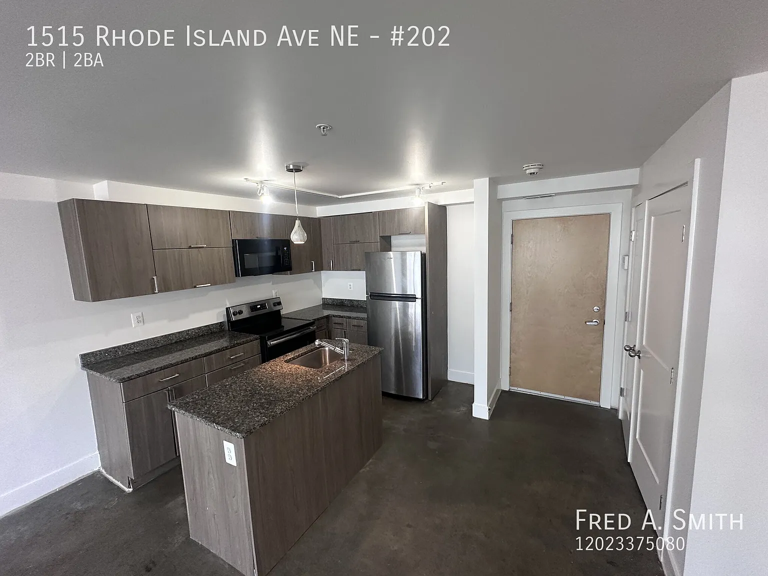 Beautiful 2BR/2BA @ The Violet!! — Photo 3