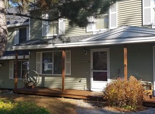 35 Pine Hill Dr, Bath, ME 04530