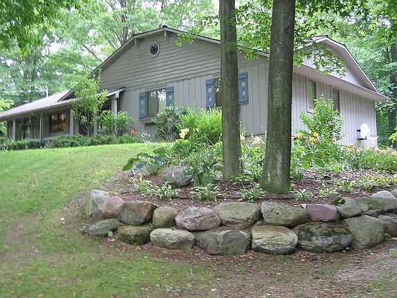 4th image of 10444 Timbercreek Dr