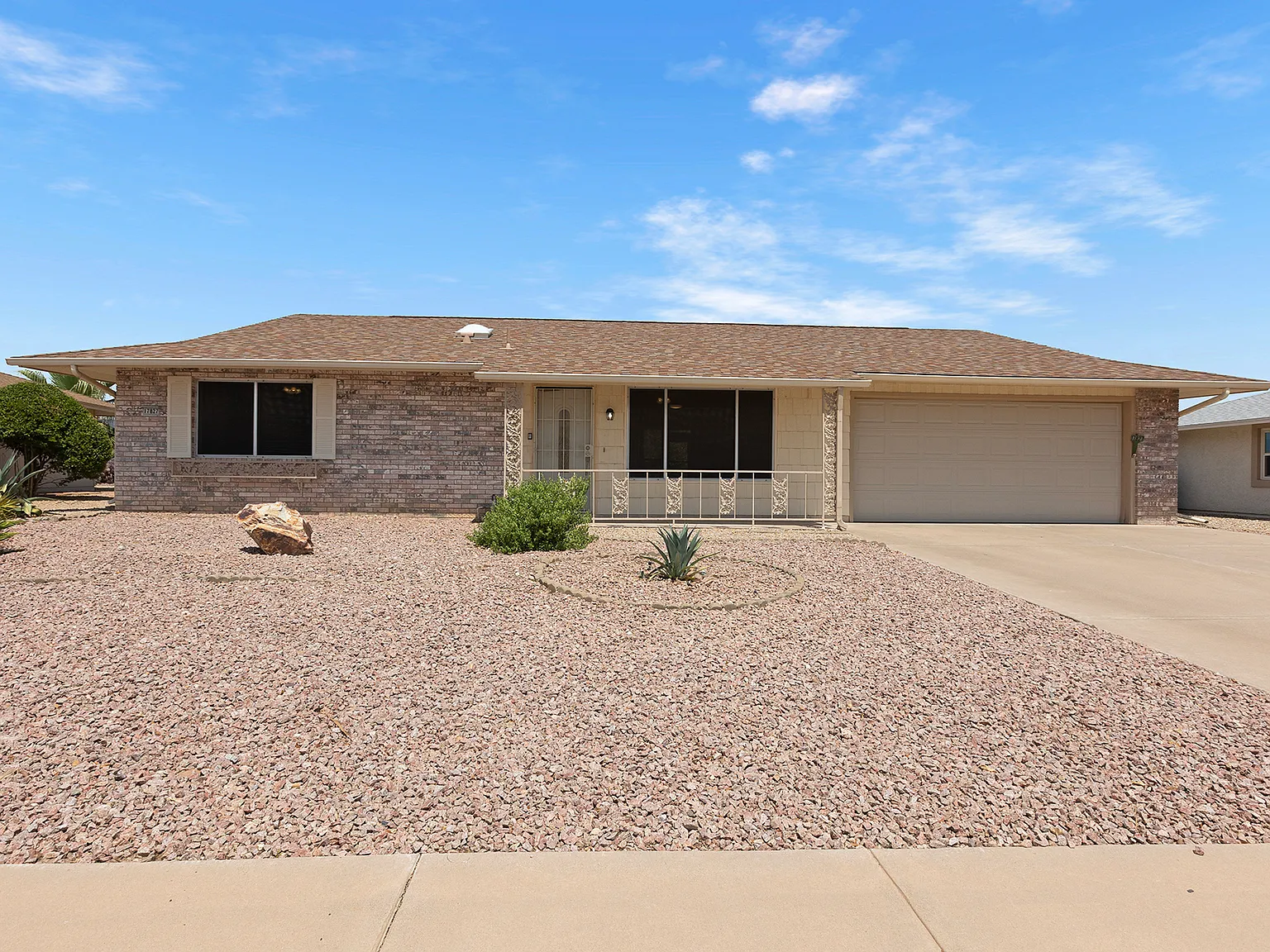 2 bed, 1160 sqft, $1,695 — Photo 1