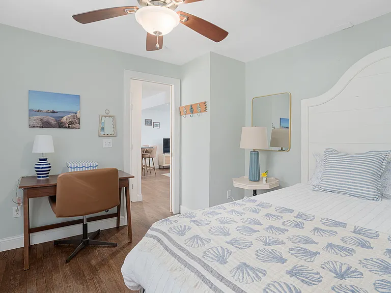 70 Carroll Ave #706 — Photo 13