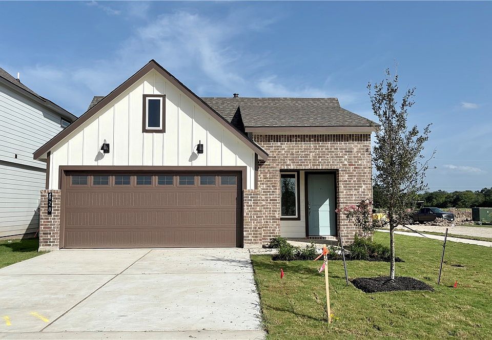 1st image of 828 Coffee Mill Ln