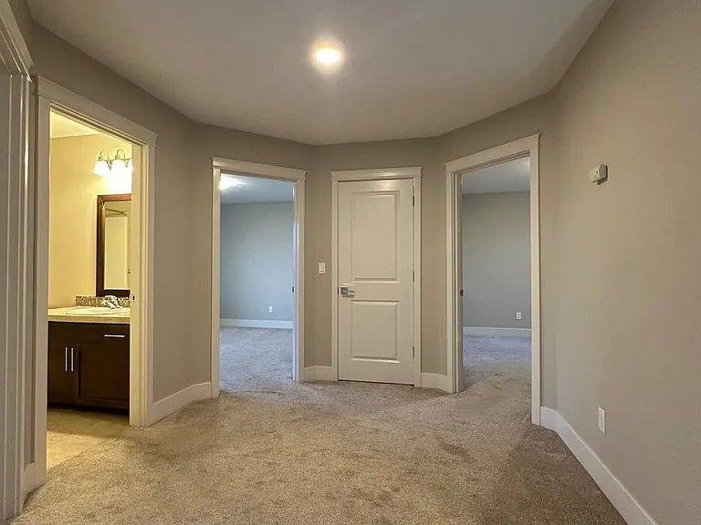 16082 NW Ashfield Dr — Photo 12
