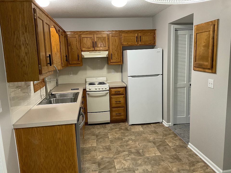Kitchen with stove refridgerator and dishwasher