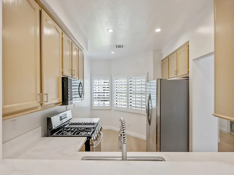 4791 Parma Dr — Photo 15