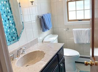 85 Jackson Ave, Rockville Centre, NY 11570