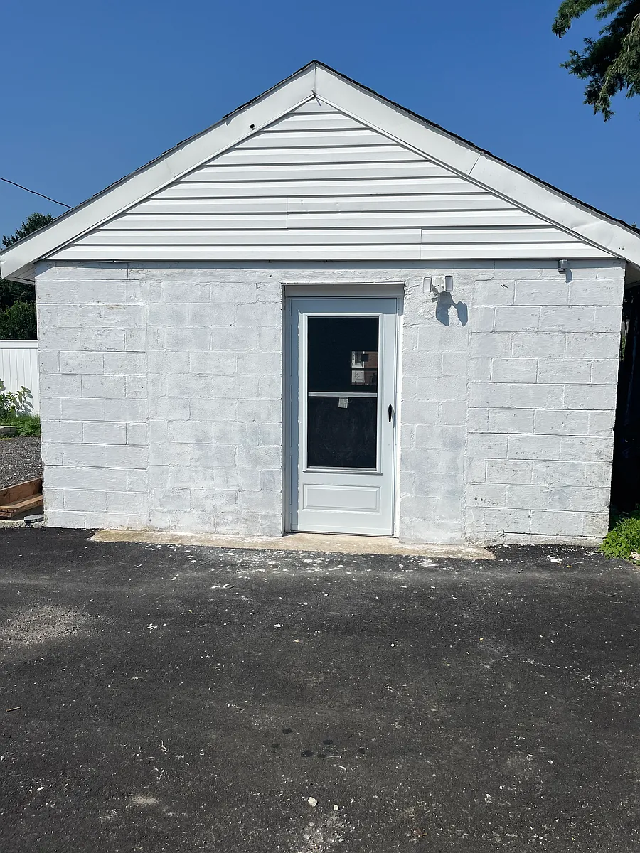 Building Photo - 279 Old Baltimore Pike