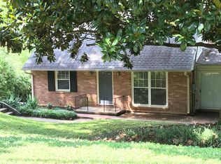 2582 Ridgemore Rd NW, Atlanta, GA 30318