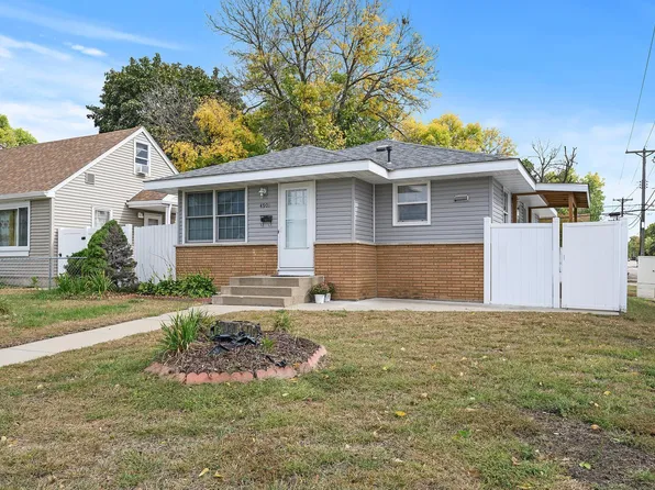 4901 4th St NE, Columbia Heights, MN 55421