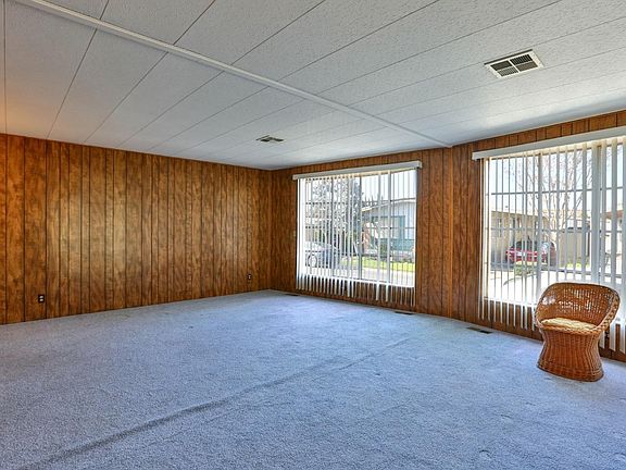 4th image of 518 Millpond Dr #518