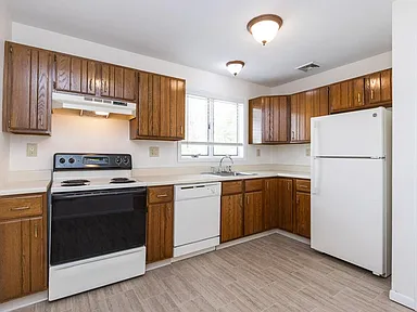 Bedford Lake Apartments