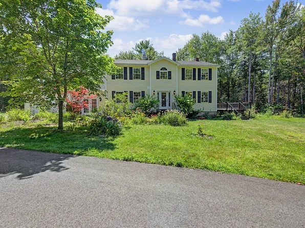 166 Plummer Road, Palermo, ME 04354