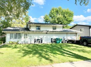 15545 S Scott Dr, Lockport, IL 60441