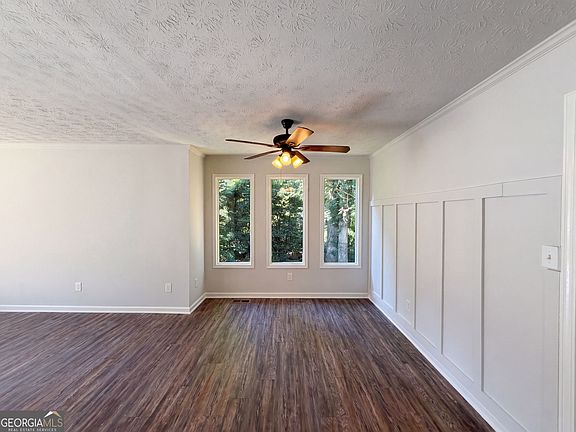 3rd image of 324 Adelene Way