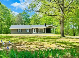 522 Stormcrest Rd, Rustburg, VA 24588