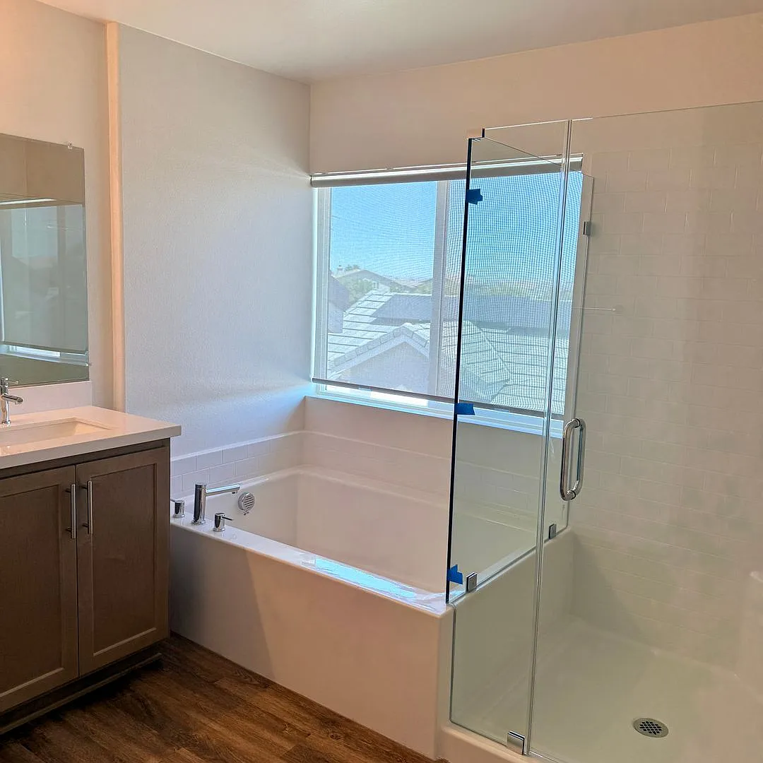 Brand New Adelanto 4 Bedroom/ 1/2 Off First Month's Rent — Photo 2