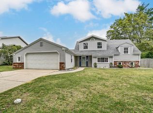 7429 Hope Farm Rd, Fort Wayne, IN 46815