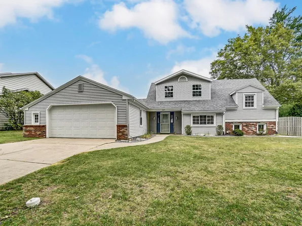 7429 Hope Farm Rd, Fort Wayne, IN 46815