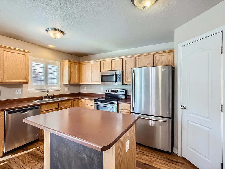 11530 Hibiscus Ln — Photo 7