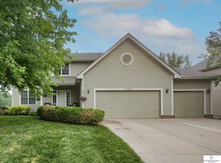 15232 Mary St, Omaha, NE 68116