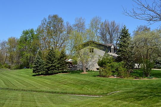 2nd image of 80 Pleasant Hill Ct