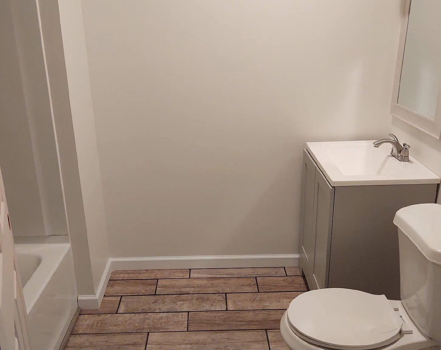2 bed, 850 sqft, $1,200 — Photo 3