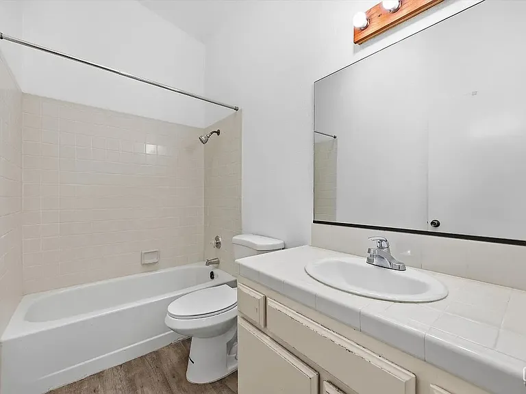 4600 Beechwood St #95 — Photo 23