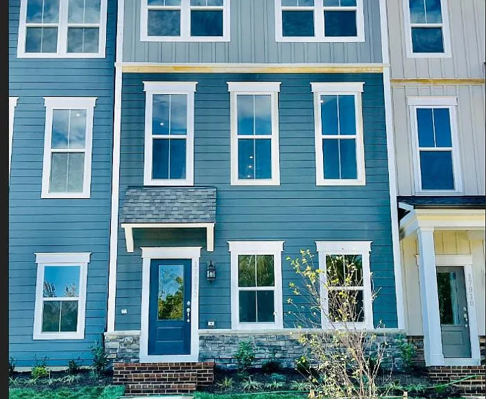 17912 Woods Overlook Dr — Photo 1