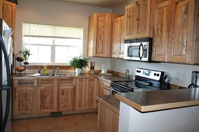 1st image of 368 Kimball Ave APT B