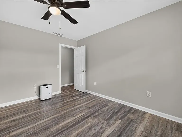437 Waterbury Way — Photo 40