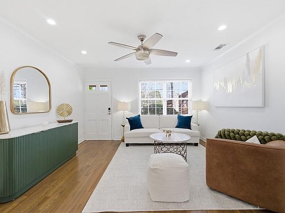 3rd image of 2908 Reed St SE