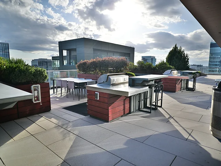 1808 Minor Ave #907 — Photo 4