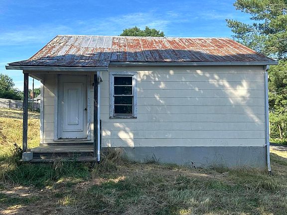 2nd image of 21109 Prestonwood Dr