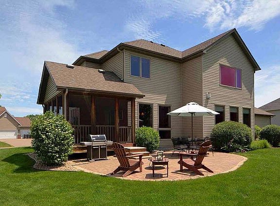 2nd image of 8108 Stone Creek Dr
