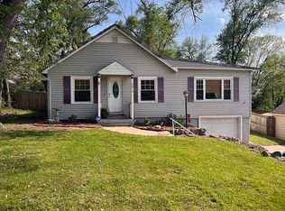5619 NE 49th St, Kansas City, MO 64119