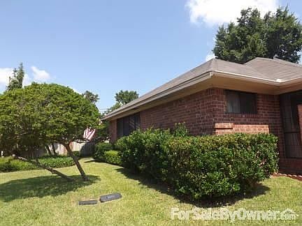 4th image of 800 Wood Creek Cir