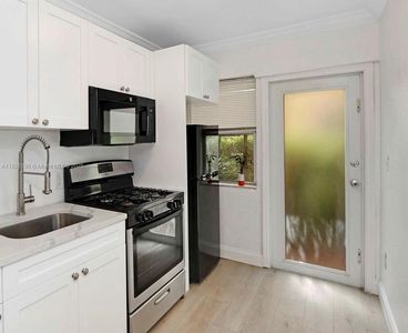 6831 Abbott Ave APT 3, Miami Beach, FL, 33141