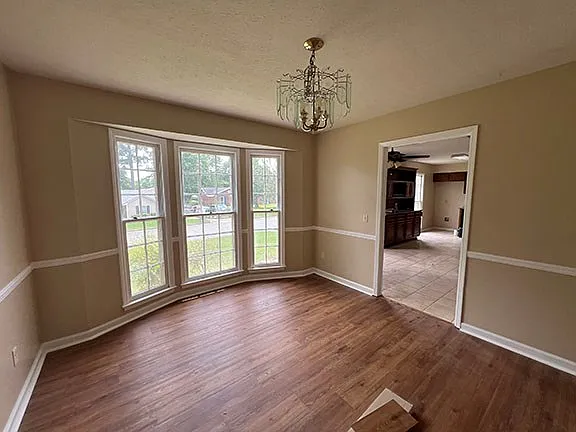 6336 Abbey Dr — Photo 2