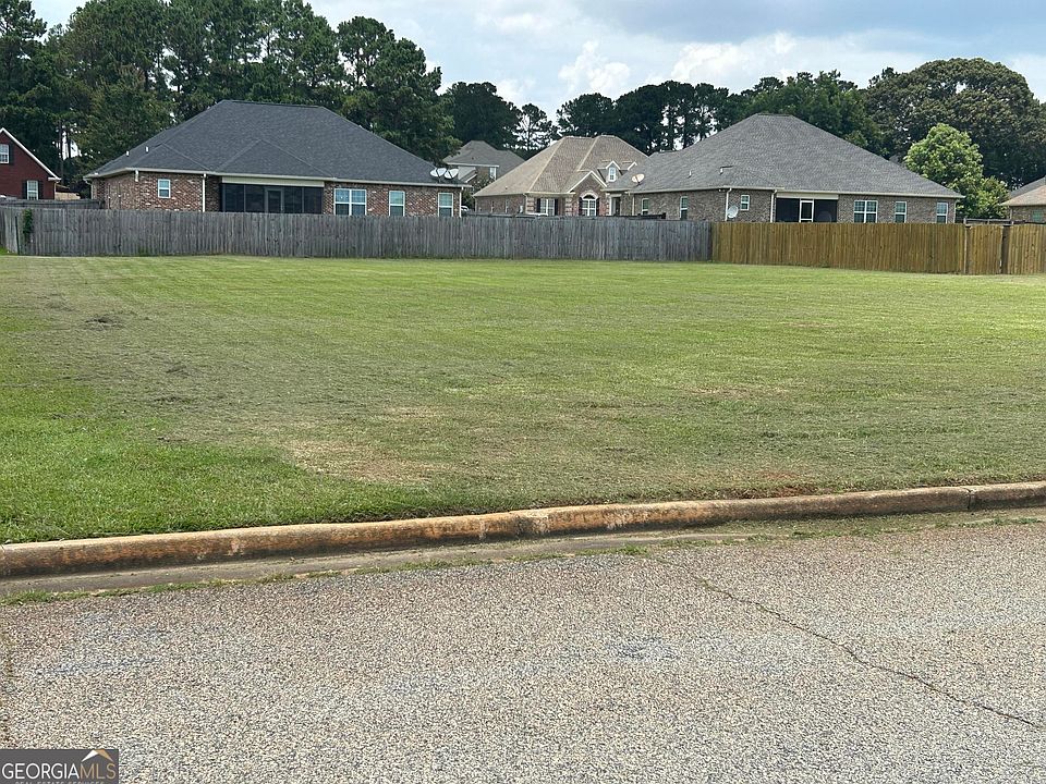 1st image of 145 Addington Dr