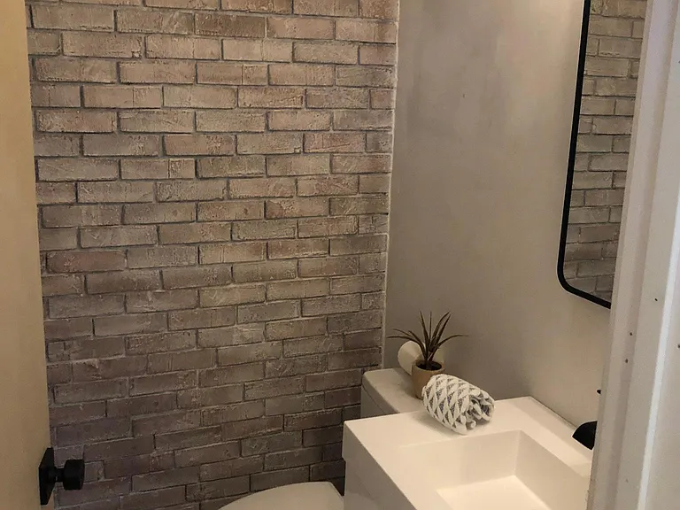 588 W Hawthorne Pl #8 — Photo 11