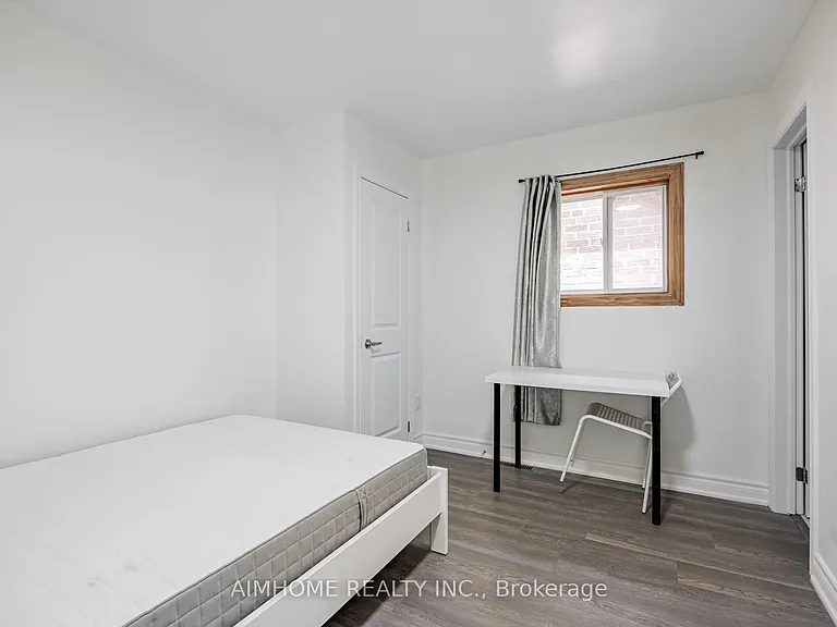 144 Wolseley St #2C — Photo 1